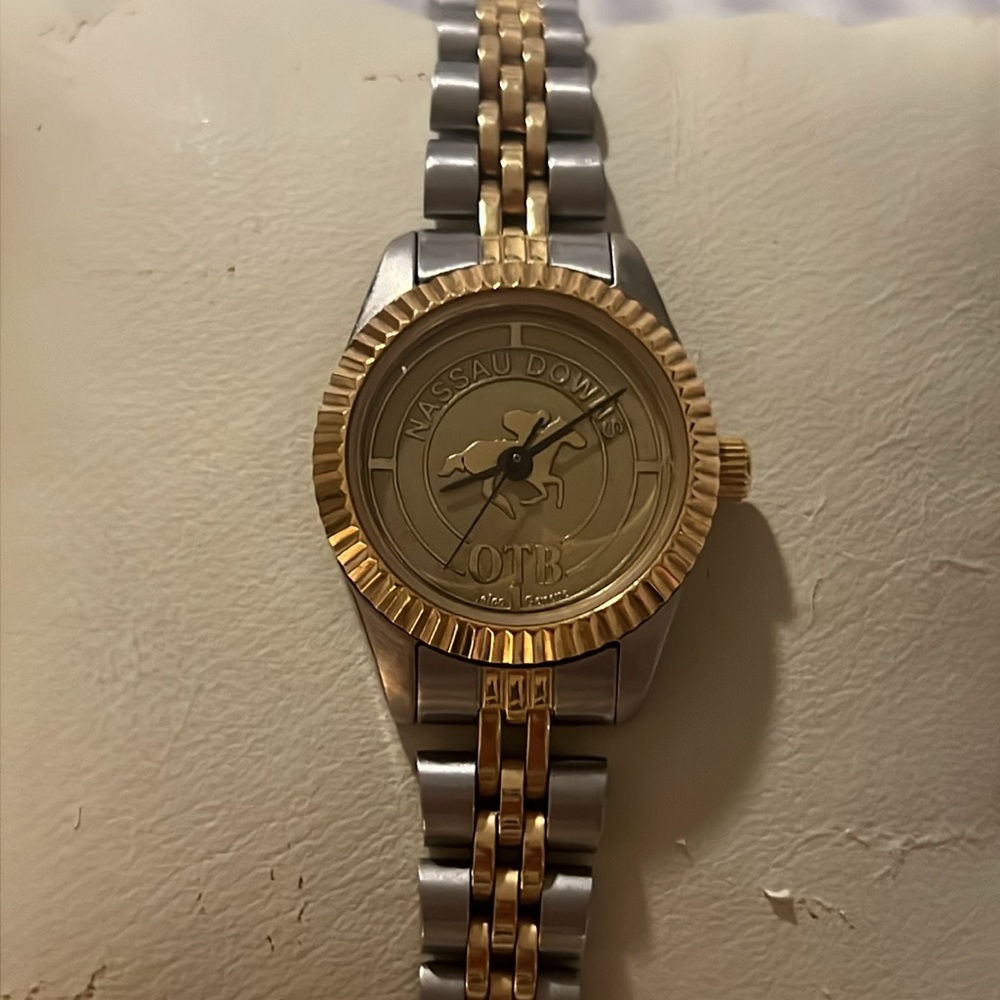 Selco Geneve watch